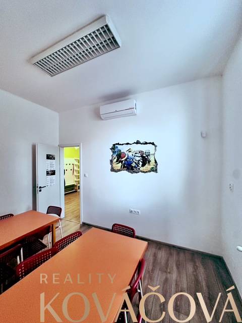 Prenájom kancelárskych priestorov, ul. Gen. M. R. Štefánika, - 20