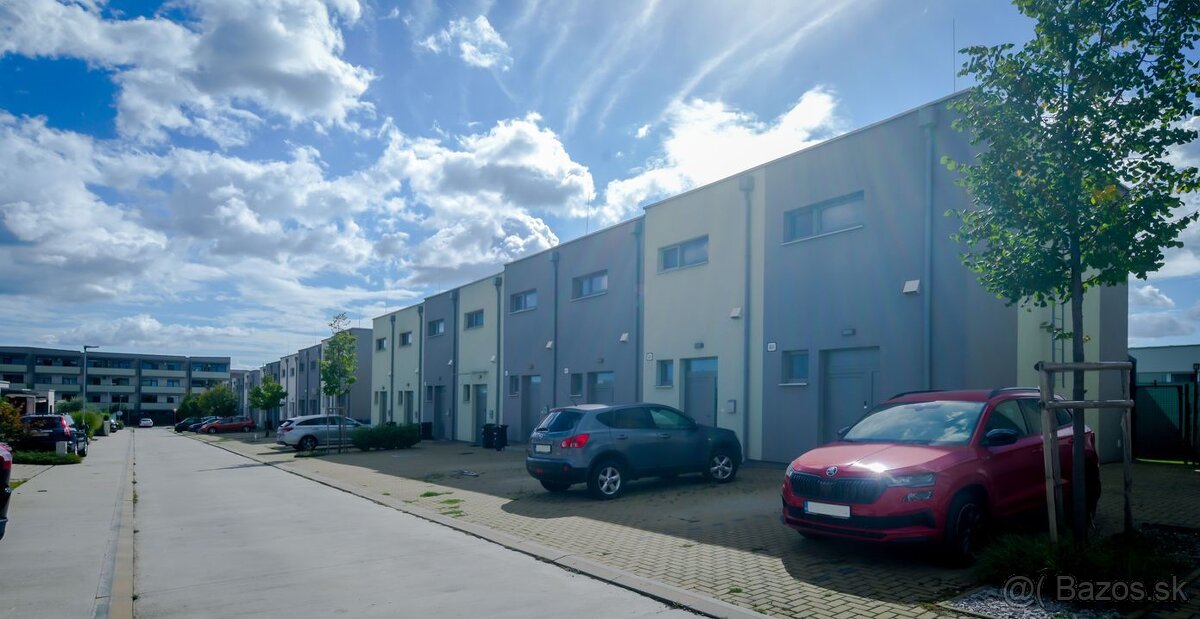 Na predaj moderný 2-izbový rodinný dom v Senci – Holubia uli - 20