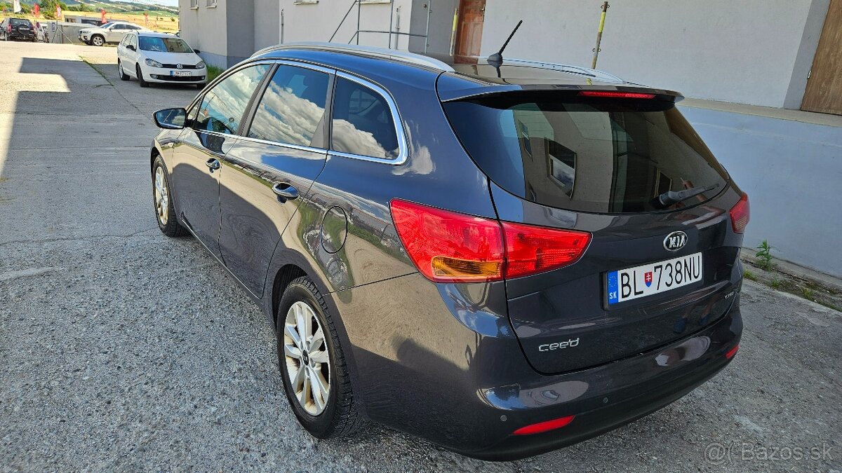 Kia Cee’d Sporty Wagon 1.6 CRDi Silver - 20