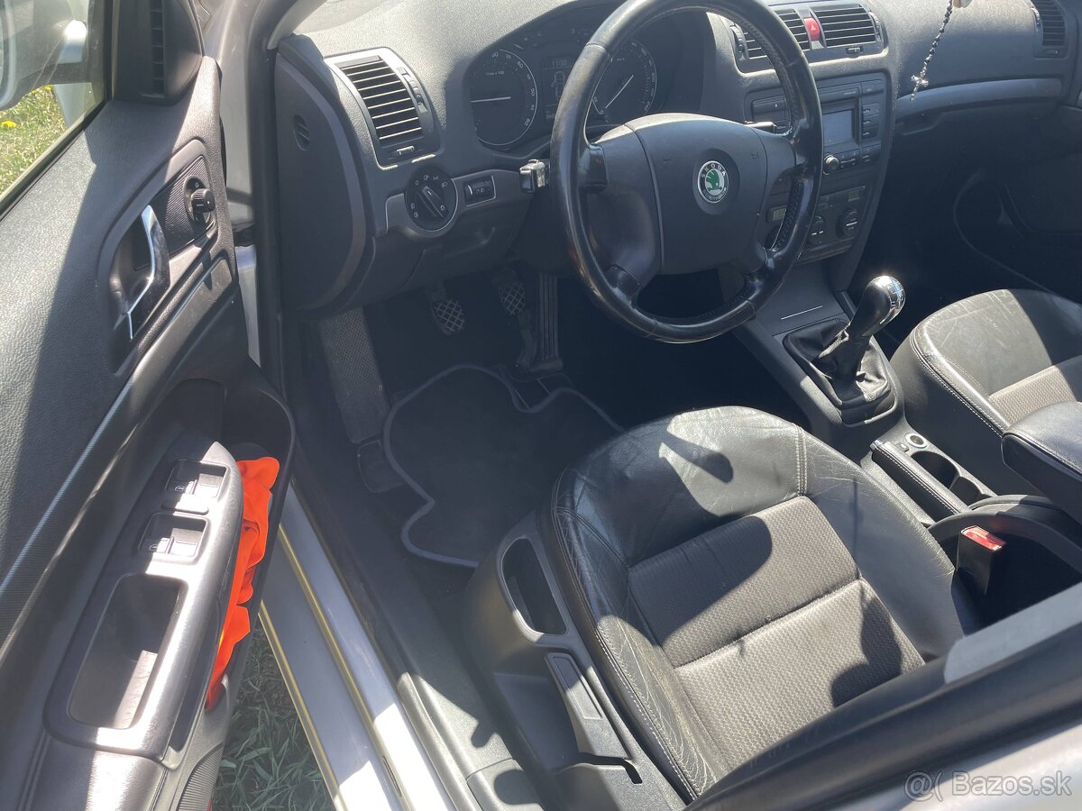 SKODA OCTAVIA 1 Octavia 2 1,9 TDI - 20