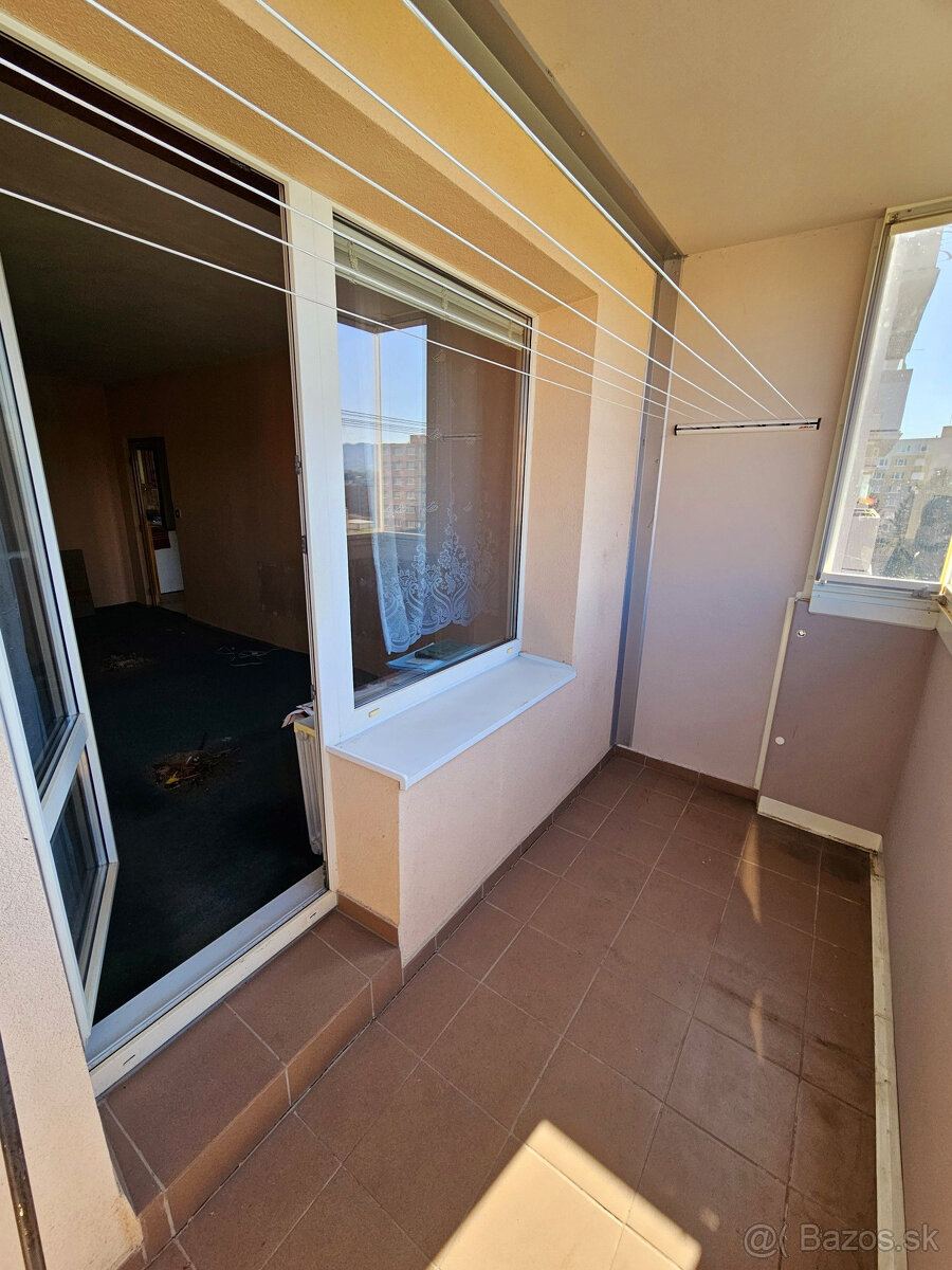 PREDAJ: slnečný 3i byt 84m2 v centre Brezna - 20