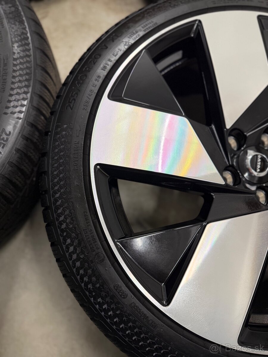 Zimná sada Volvo XC40 5x108 R20 Dvojrozmer - 20