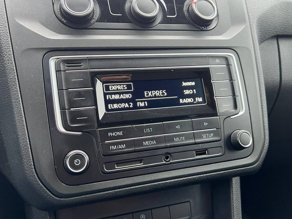 Volkswagen Caddy Beach 1.0 TSI BMT - 20