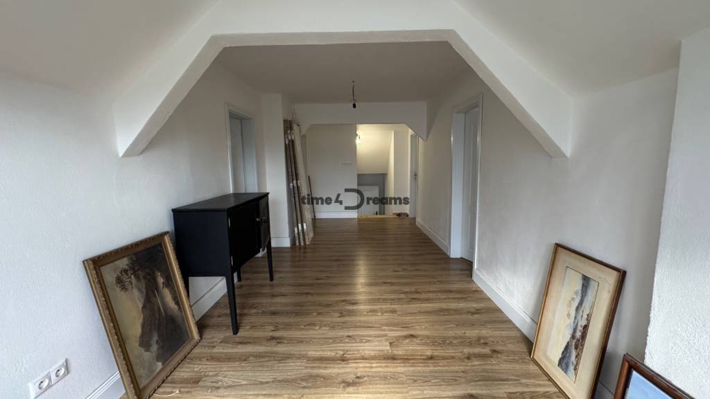 NA PREDAJ 9 izbový rodinný dom v obci Cabaj Čápor - 20