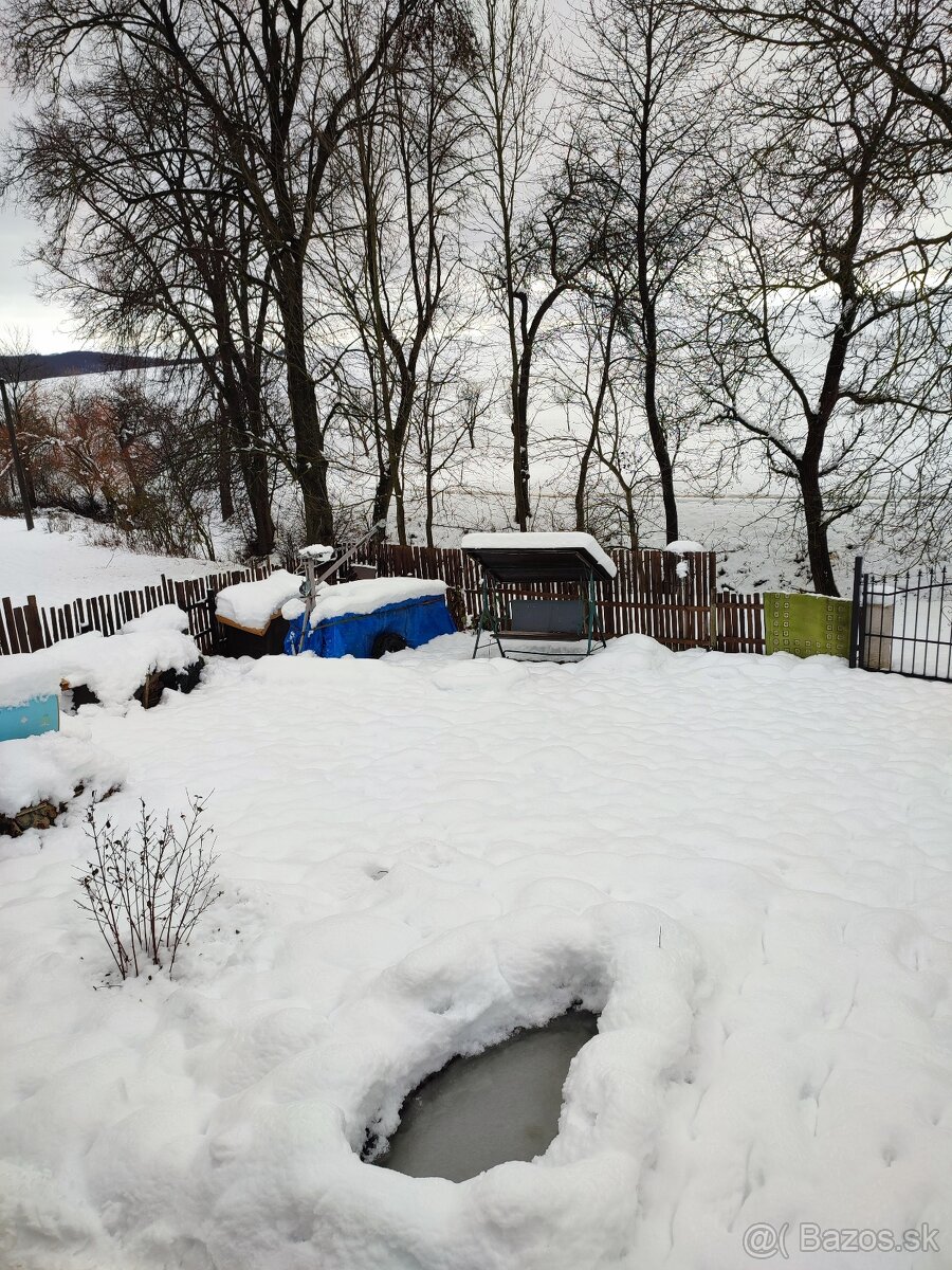 Záhrada s chatou - 20