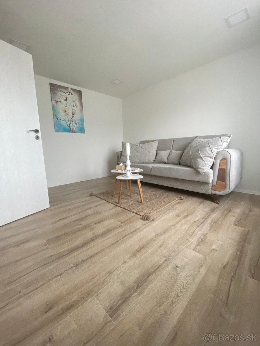 Prenájom 1-izbový byt v Handlovej - 20