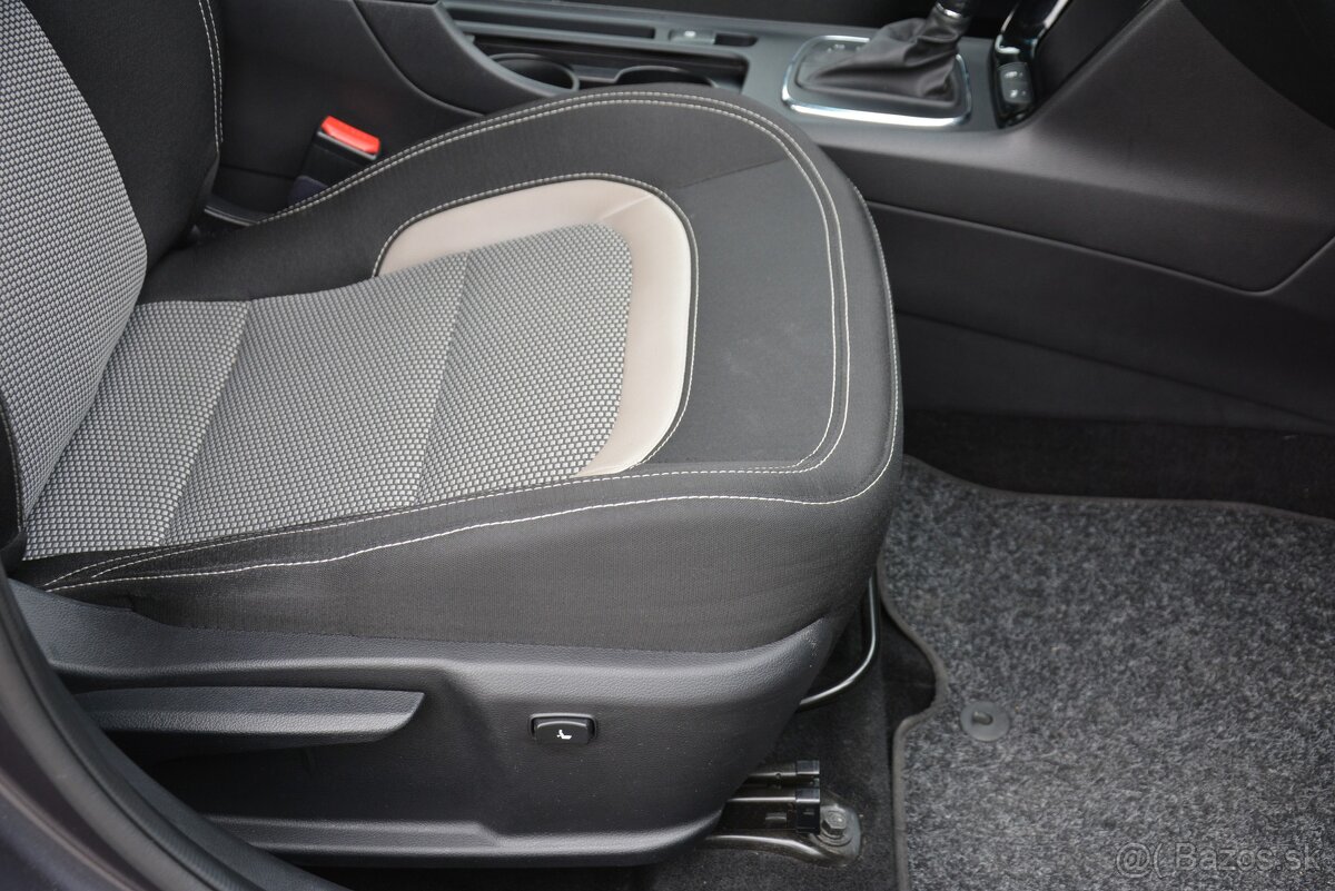 KIA Ceed 1.60 CRDi, Platinum, Automat, Xenon, TOP stav - 20