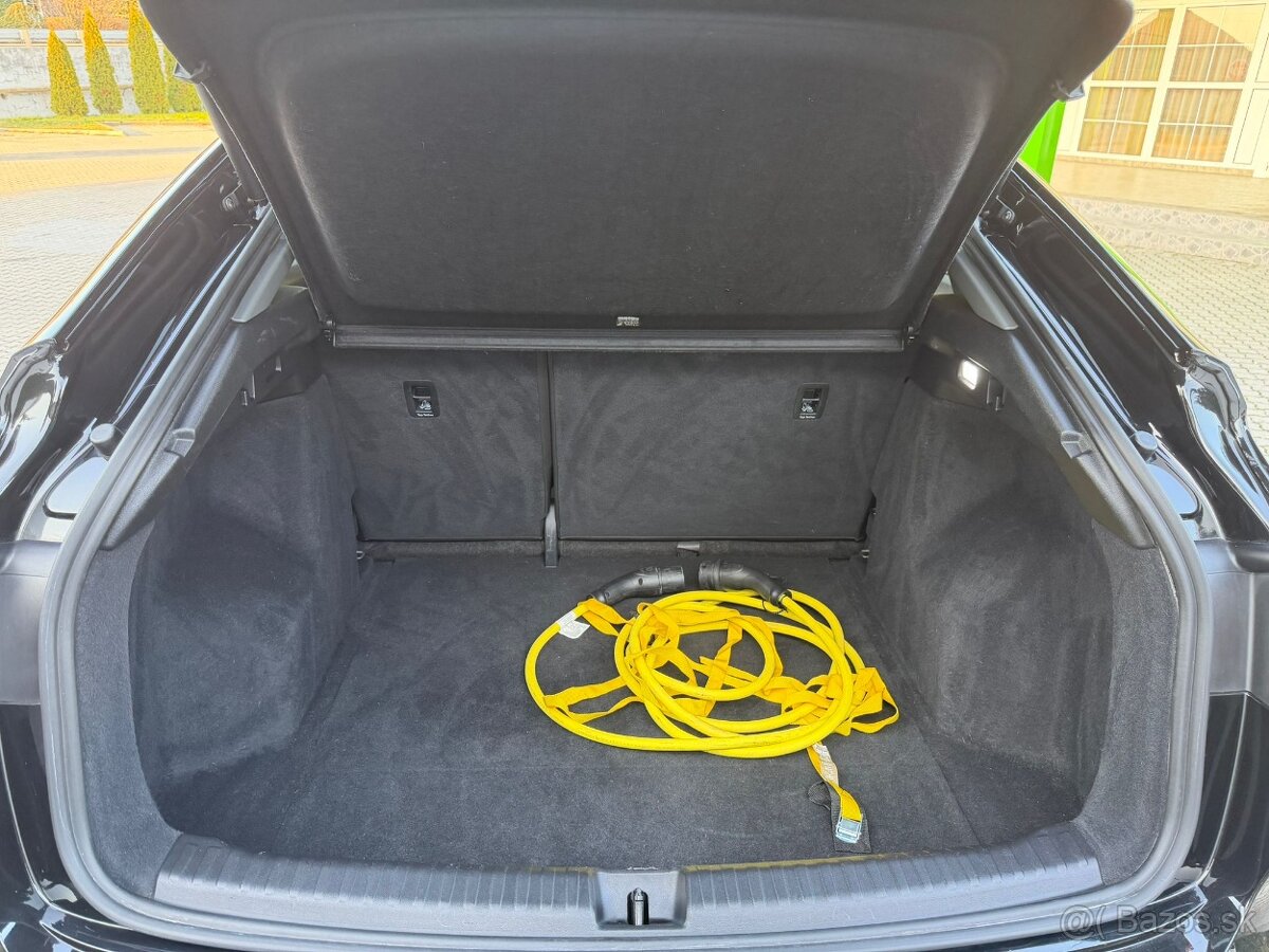 🖤 Audi e-tron S-LINE 40 SPORTBACK - 20