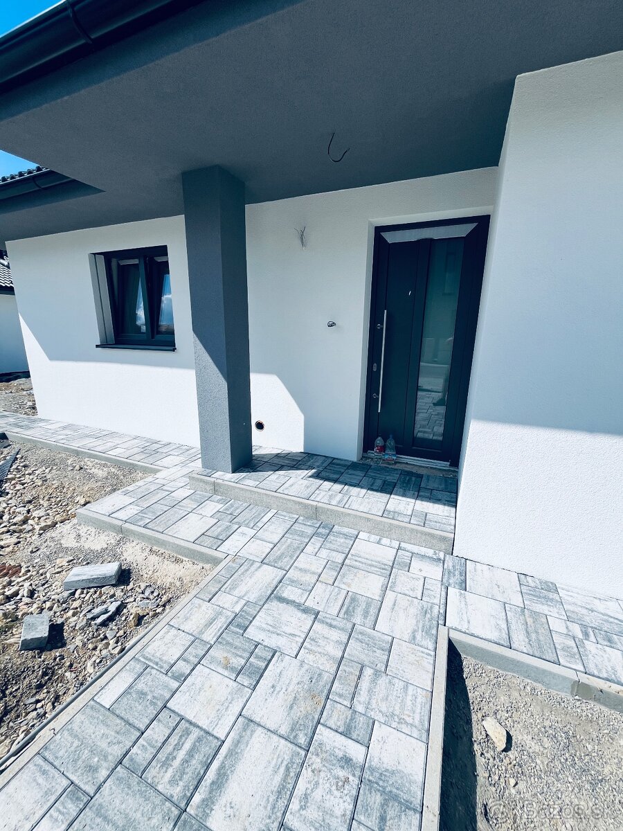 Ponúkame rôzne stavebné práce - 20