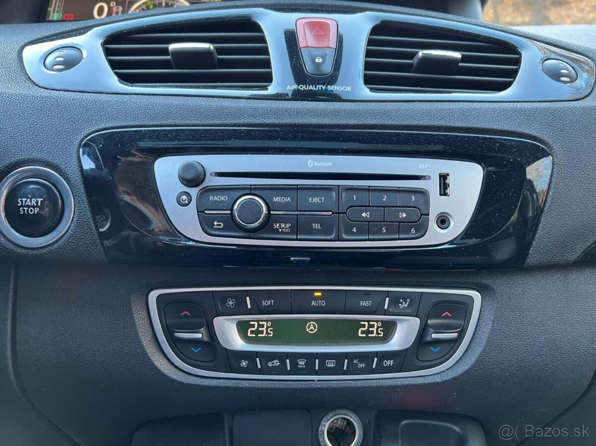 Renault Scenic 2.0 dCi 110 kW 7 míst INITIALE klima 2012 STK - 20