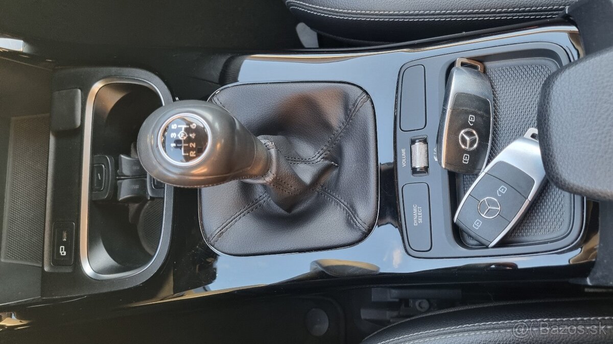 Mercedes-Benz CLA Shooting Brake 180 CDi 85KW M6 - 20