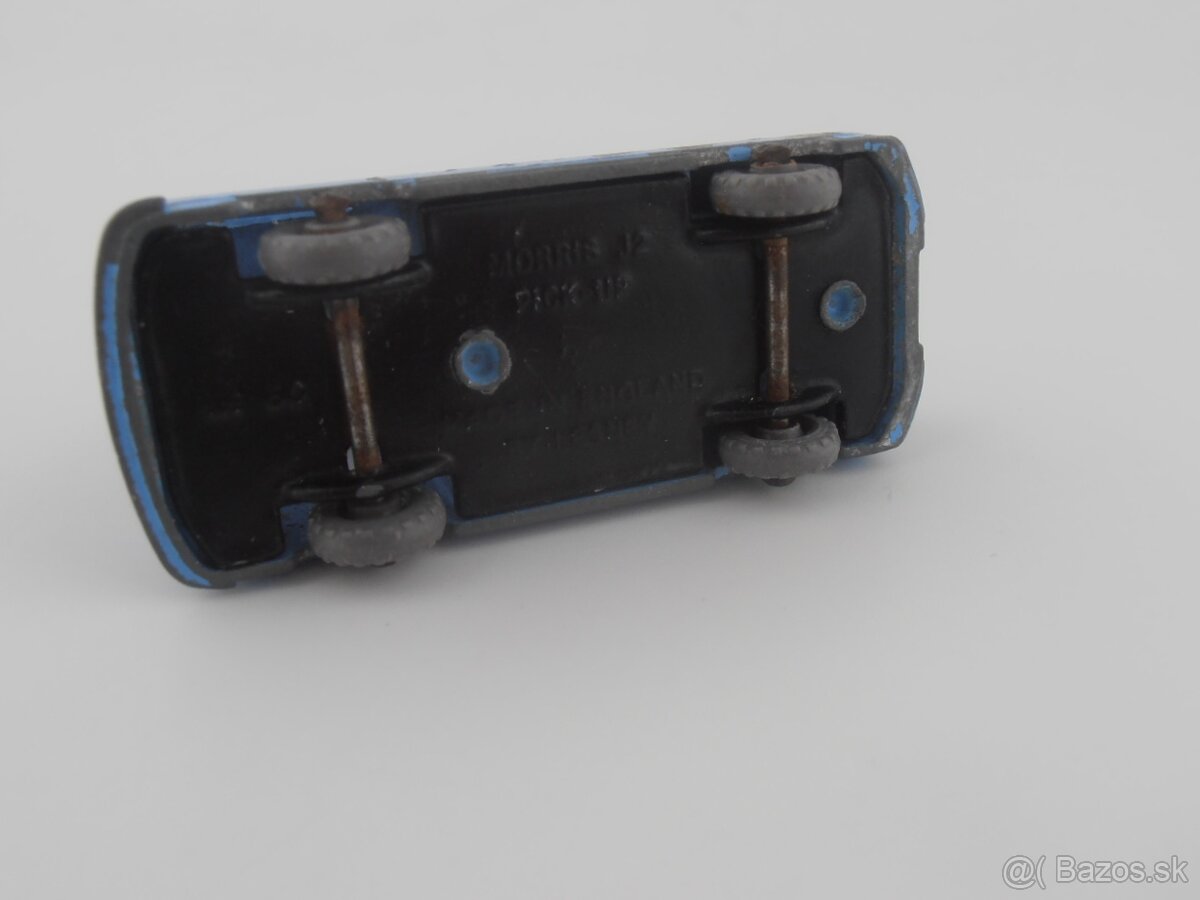 Morris J2, Commer van Nestles, Caterpillar - 20