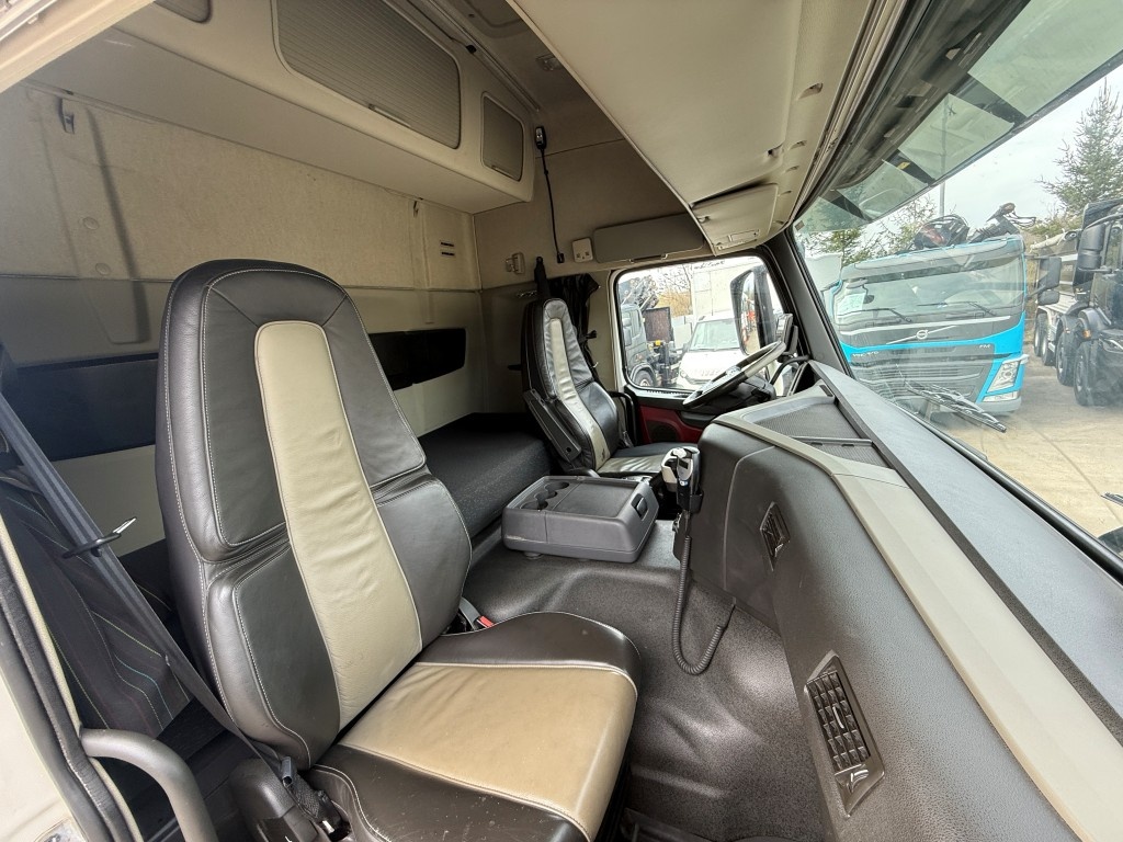 VOLVO FM 500 / 8x4 tridem/ 2015/ sklápač S1 - 20