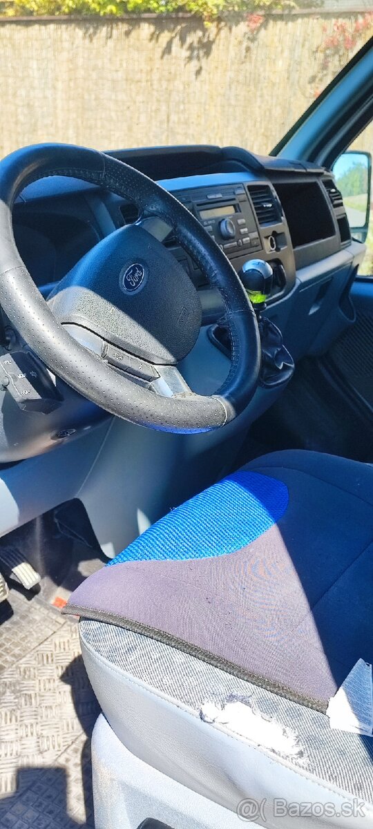 Ford Transit 300L 2,2 Tdci 6 miest, ťažné + NOVÁ STK - 20