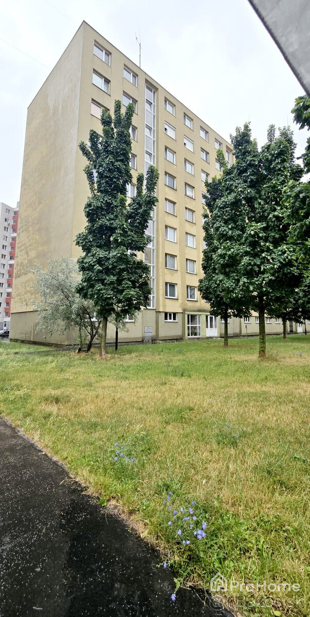 3 samostatné izby+kuchyňa s jedálňou–Petržalka, Andrusovova - 20