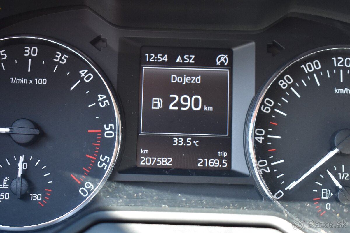 Škoda Octavia Combi 1.6 TDI 77Kw MT/5 Nová STK - 20