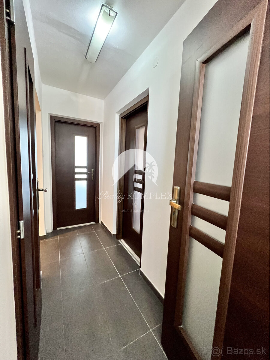 Reality KOMPLEX s.r.o. ponúka ŠTÝLOVÝ 3-IZBOVÝ BYT NA PRENÁJ - 20