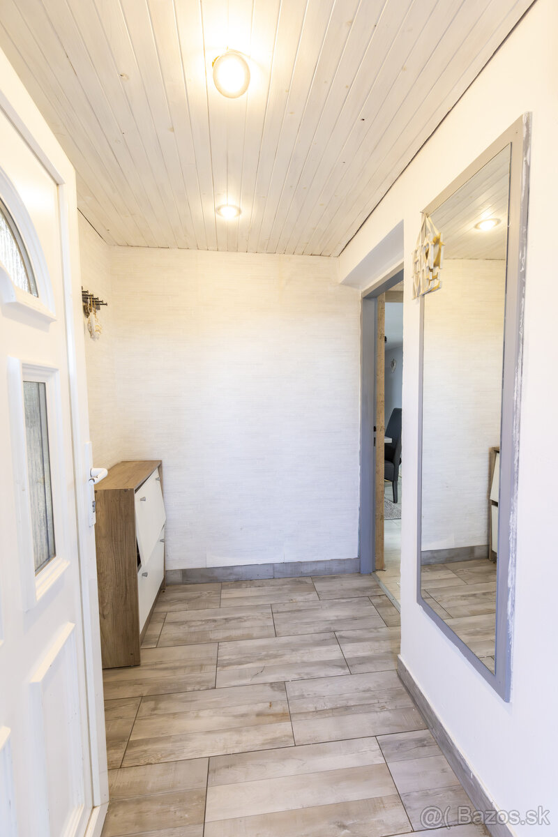 Na PREDAJ 5i RD v obci Milhosť - 20