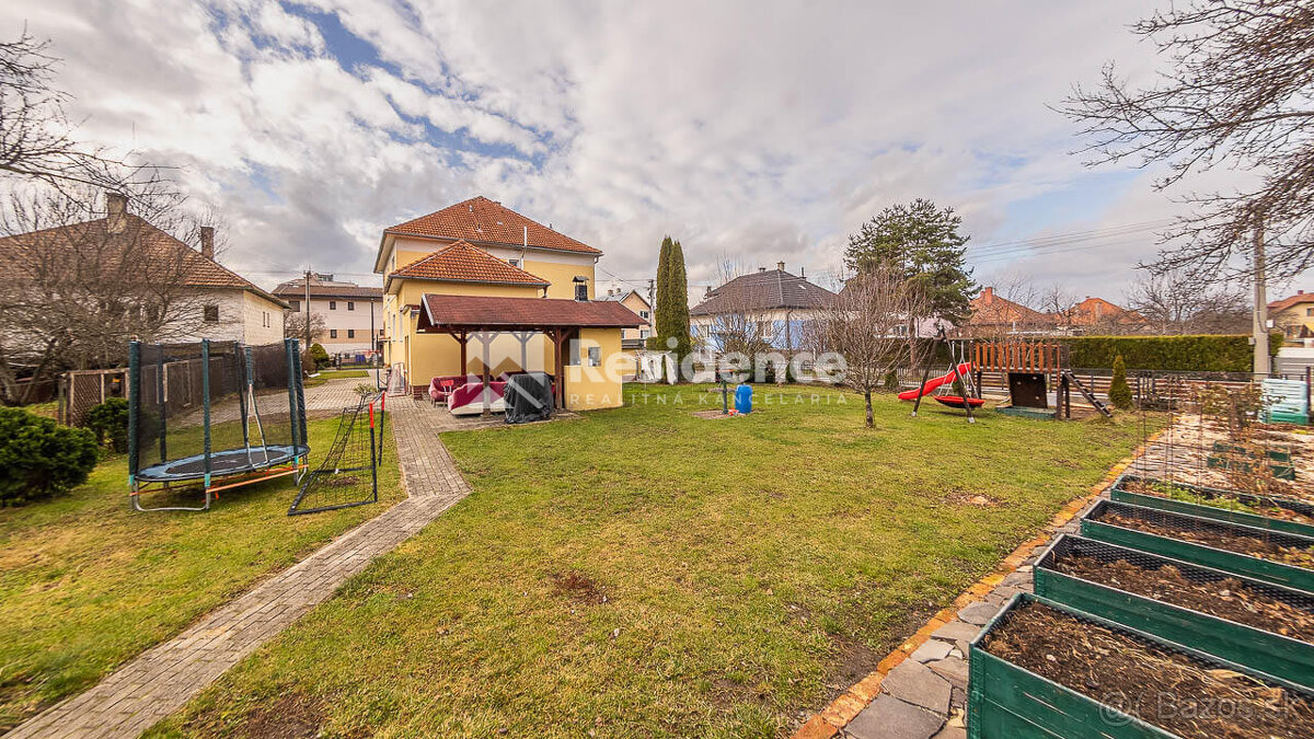 Priestranný byt s podkrovím – Liptovský Mikuláš - 20