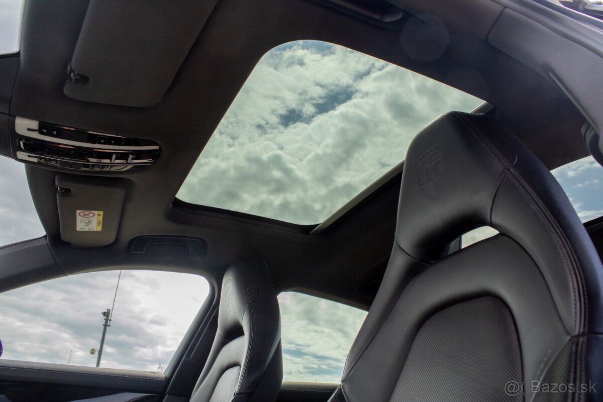 Porsche Panamera 4 E-Hybrid 4x4 A/T 343kw - 20