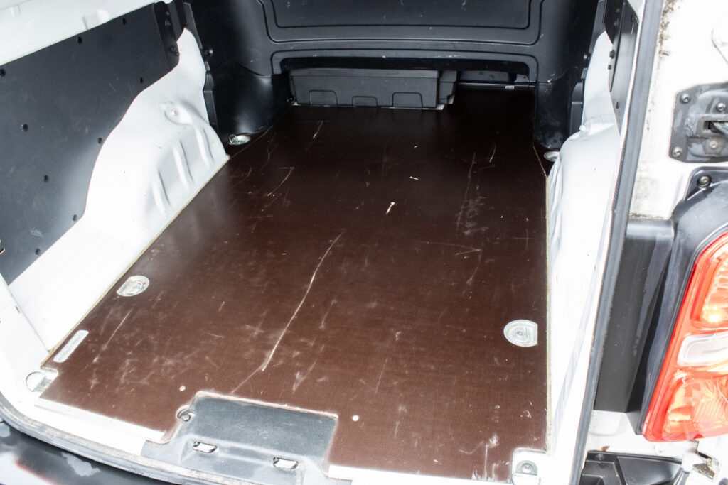 Toyota Proace 2.0 D-4D, 106kW (2022) - 20