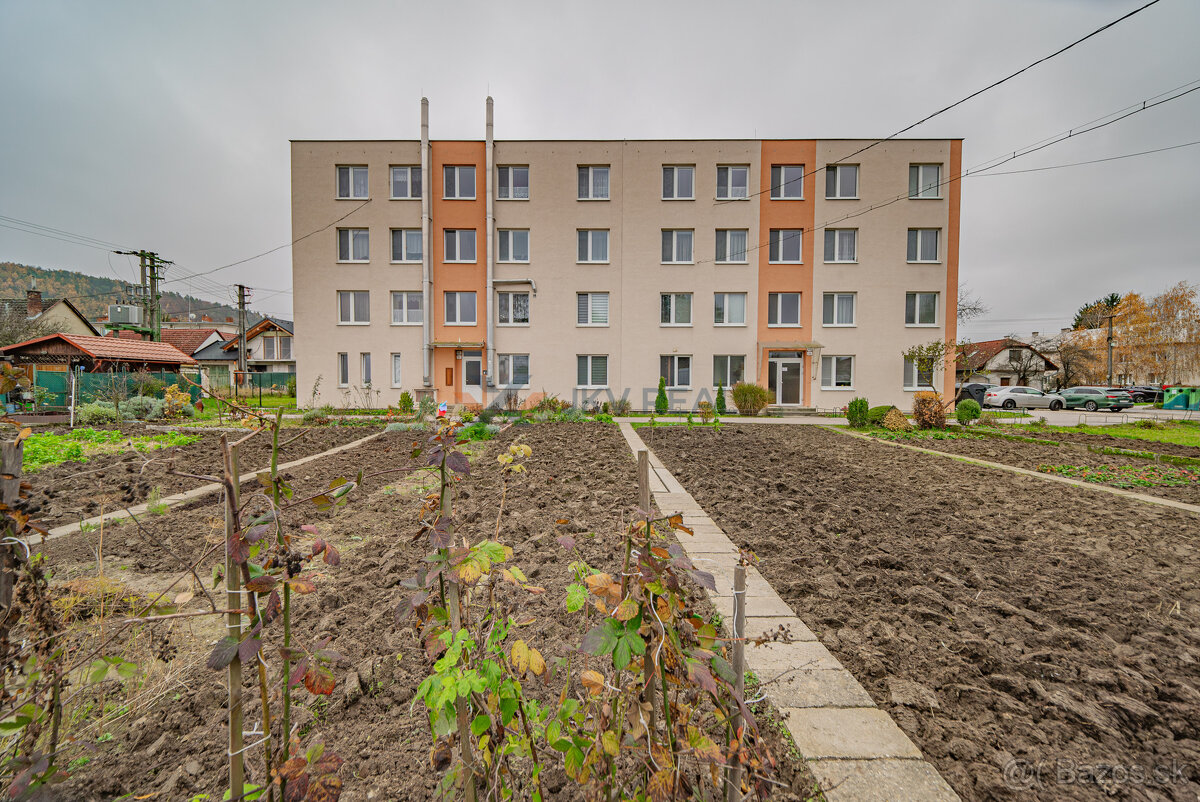 SKVELÁ PRÍLEŽITOSŤ Na predaj krásny 3i byt so záhradkou. - 20