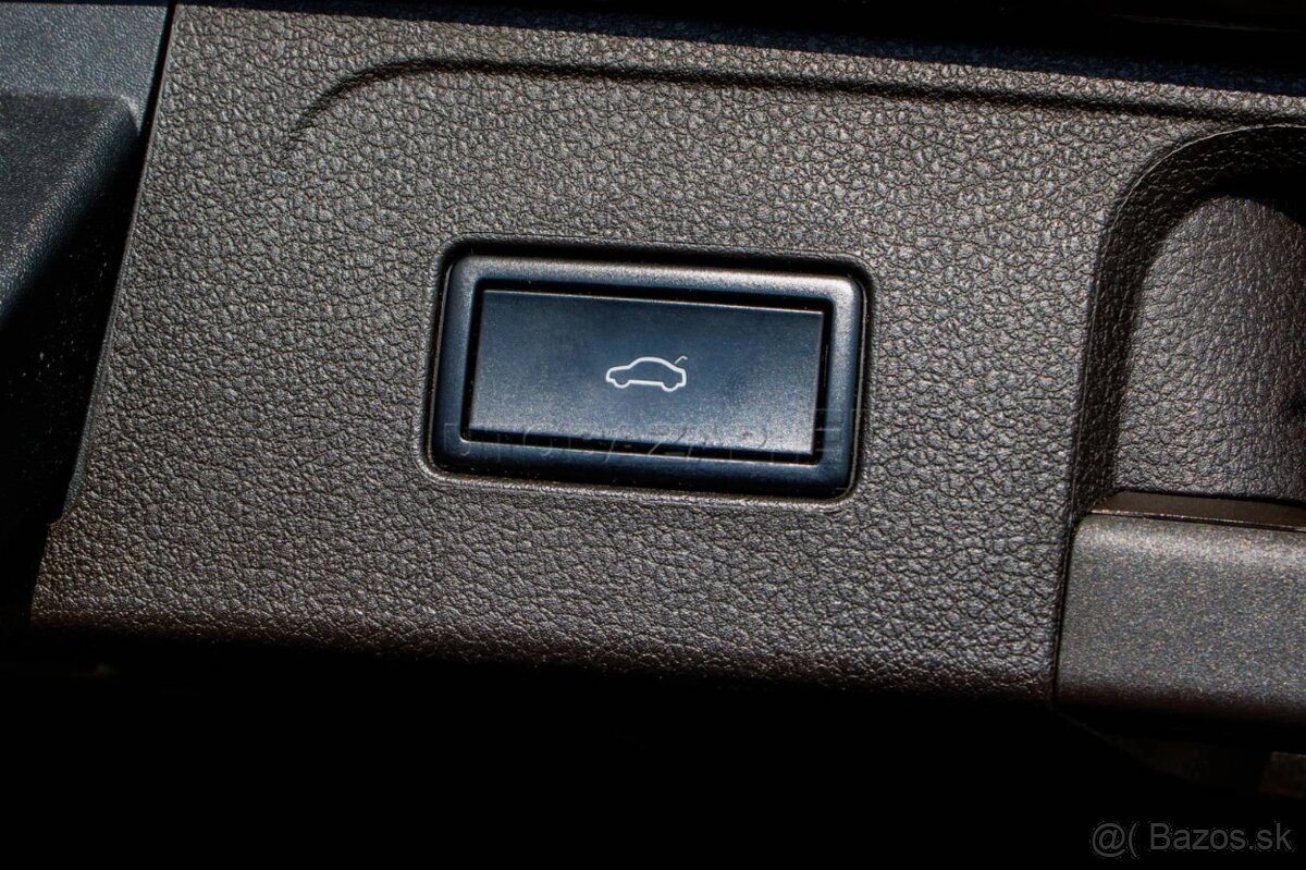 Volkswagen Passat Variant 2.0 BiTDI 240k BMT Highline - 20