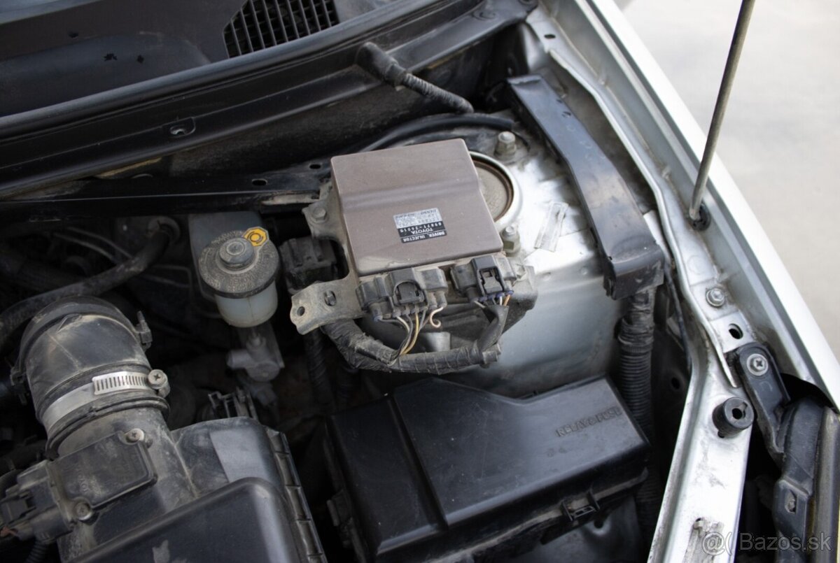 Toyota RAV4 2.0 D-4D - 20