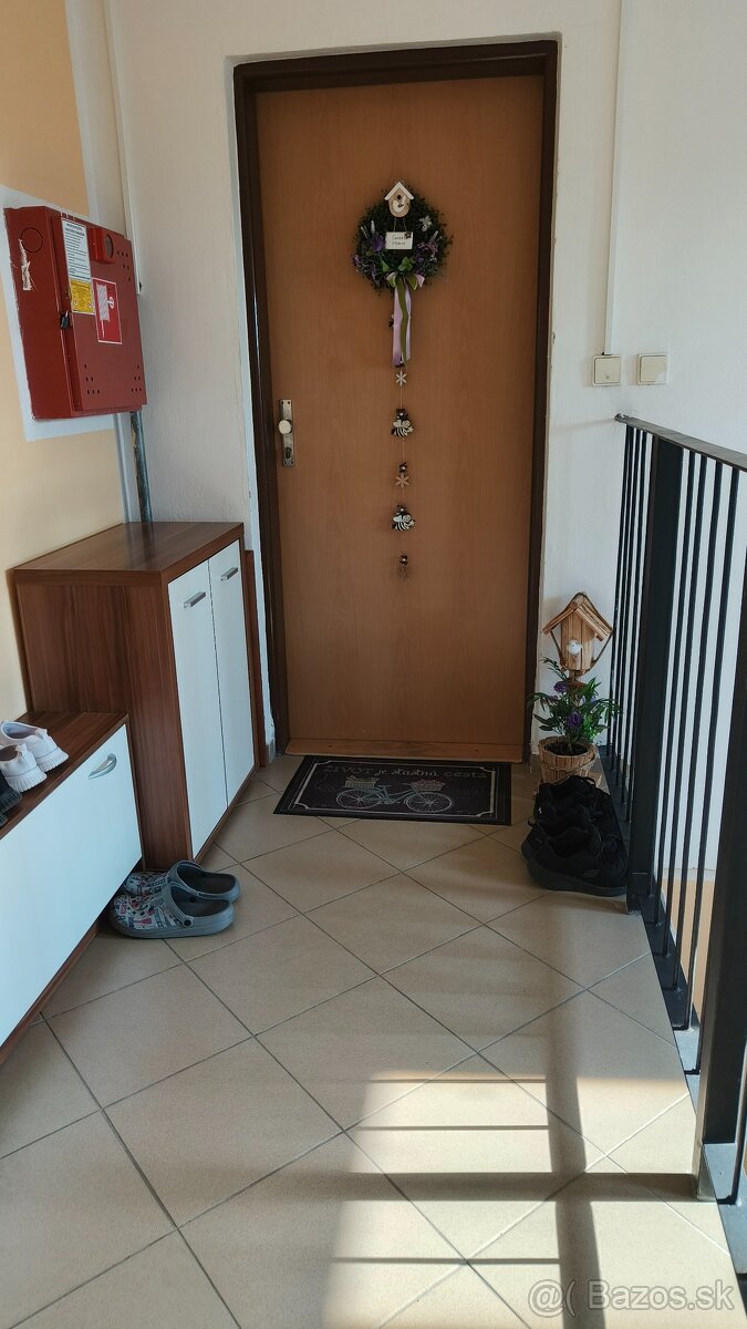 Slnečný 3 izbový byt - 20