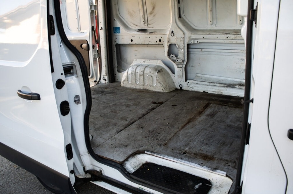 Renault Trafic 70kW (2020) - 20