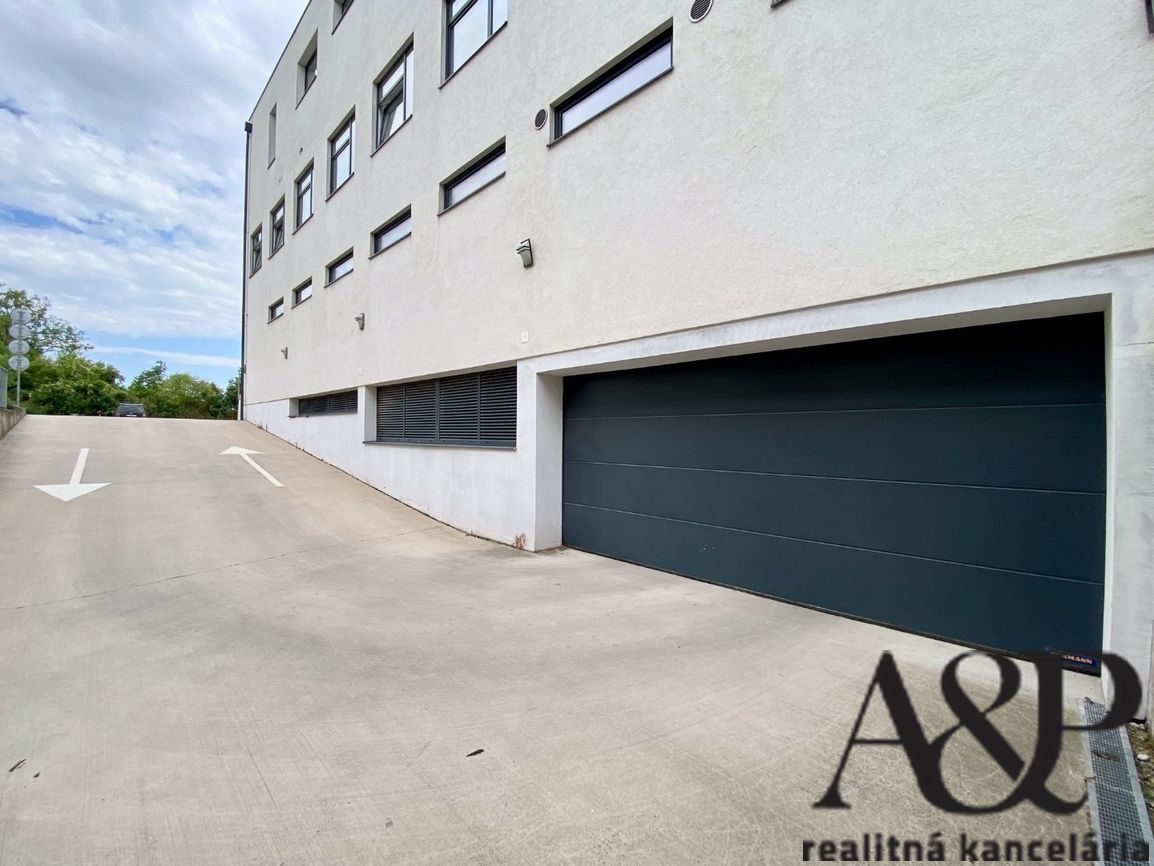 NA PRENÁJOM 3 IZB. BYT V NOVOSTAVBE, 83M2, SOTINSKÁ UL. SENI - 20