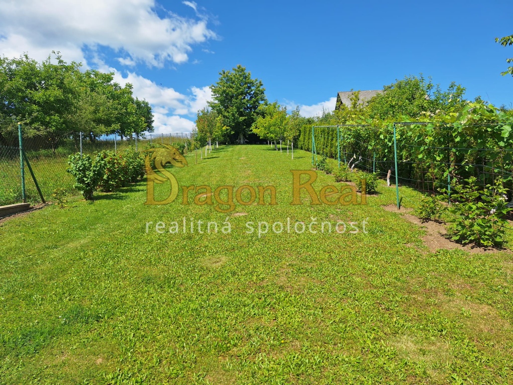 PREDAJ – Rodinný dom s garážou a altánkom – ČERVENÁ VODA - 20