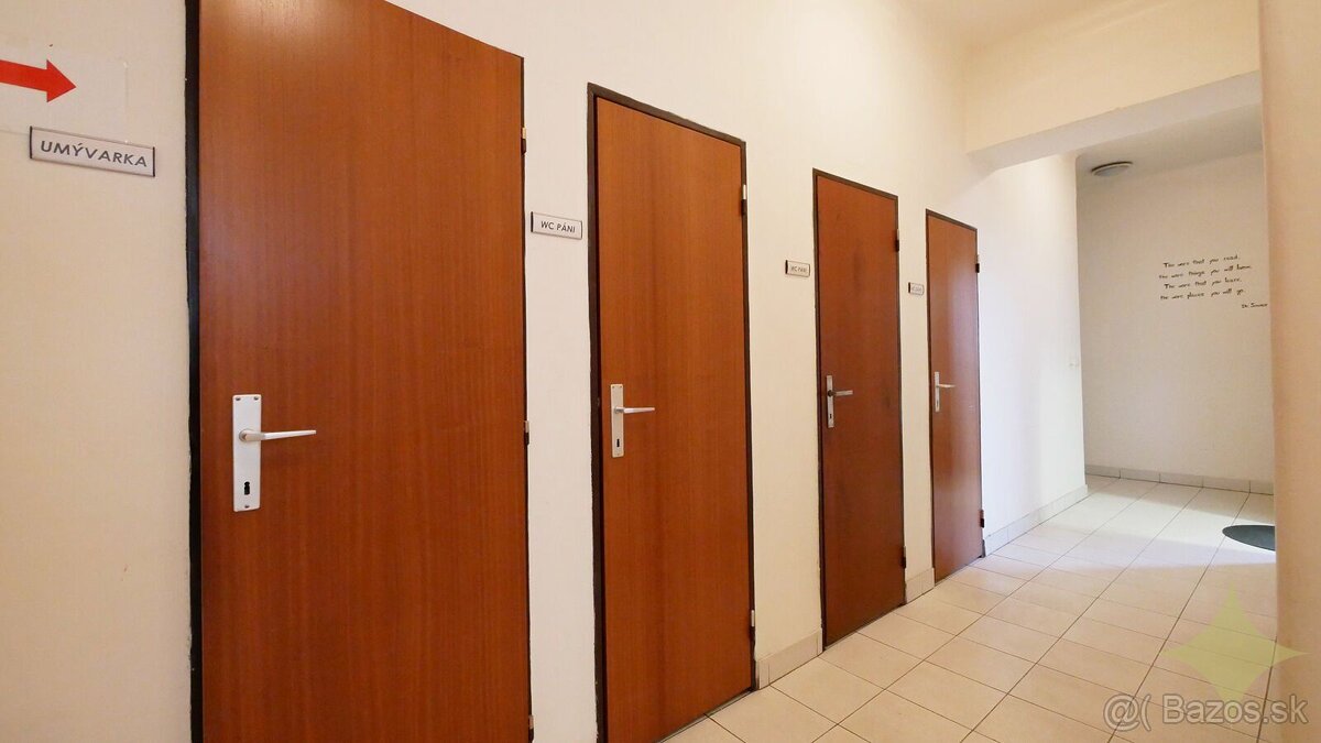 PRENÁJOM Obchodný priestor alebo kancelária centrum mesta Ru - 20