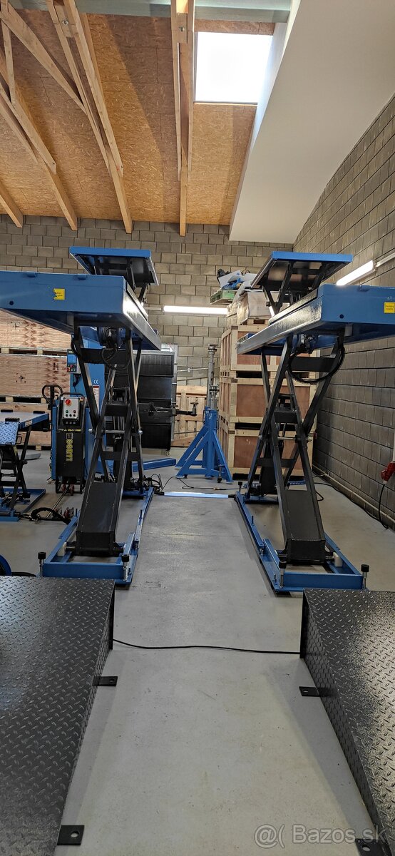 Dvojstlpový zdvihák 4.000-7.500 kg-AUTOMAT,ZÁRUKA - 20