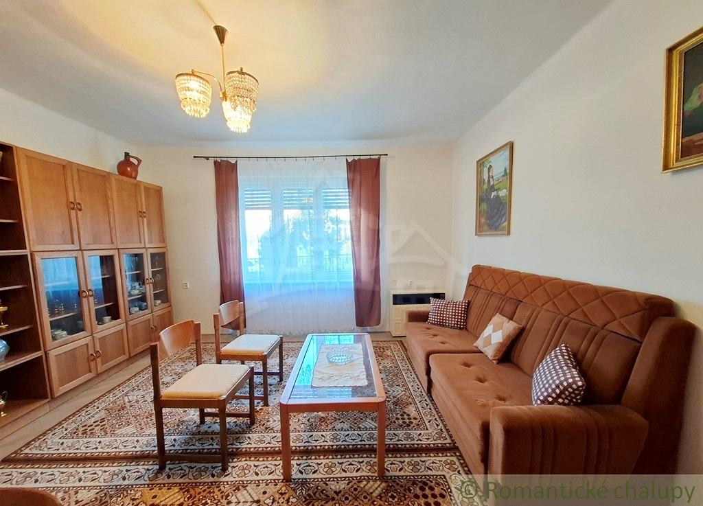 Priestranný štvorizbový rodinný dom na hospodárenie v tich - 20