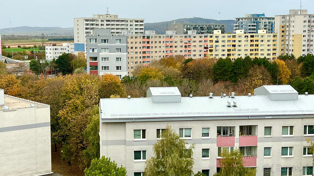 PREDAJ ATRAKTÍVNEHO 3-IZB. BYTU S LOGGIOU V PROSTREDÍ PLNOM - 20