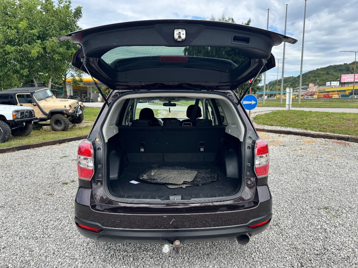 Subaru Forester 2.0i Comfort CVT - 20