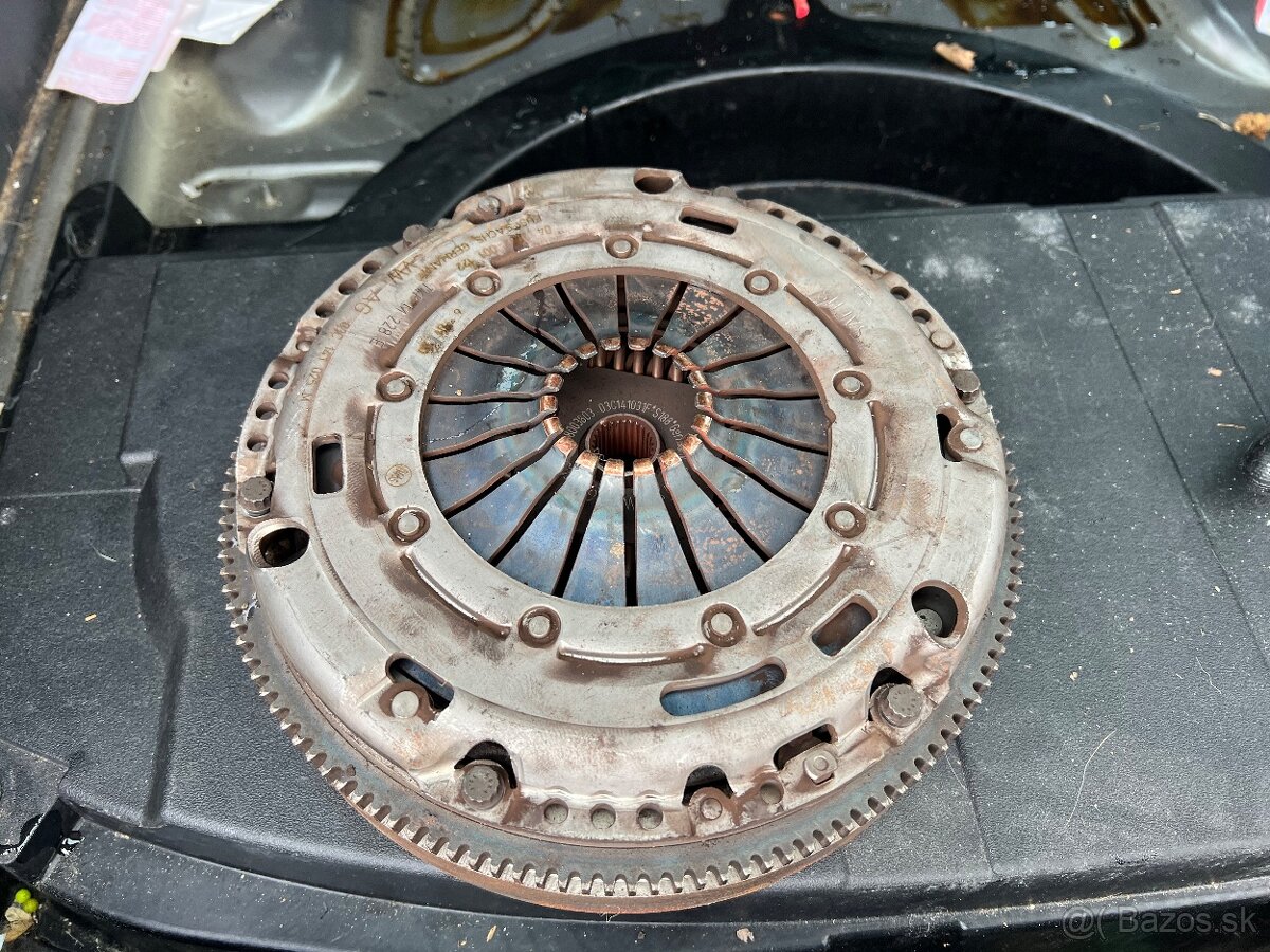 Rozpredam VW Touran Facelift 1T2 - 20