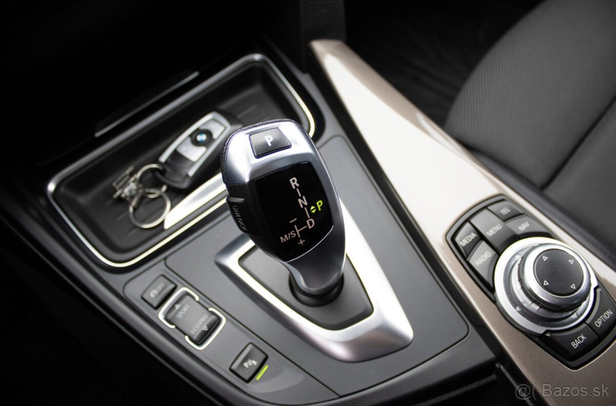 BMW Rad 3 318d A/T Modern Line - 20