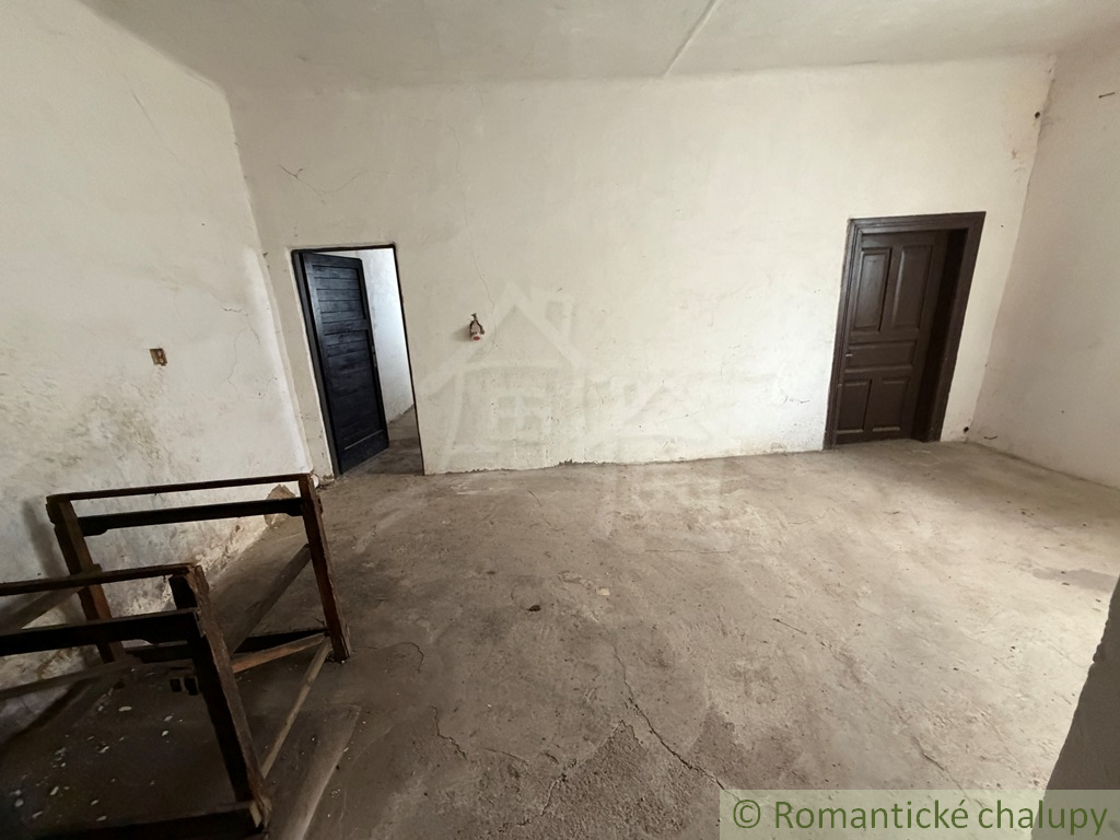 Objekt bývalej školy - 20