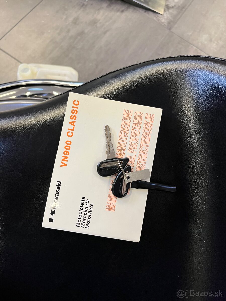 Kawasaki VN900 - 20