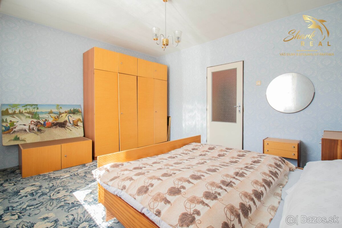 REZERVOVANÉ - Rodinný dom s rozľahlým slnečným pozemkom - 20