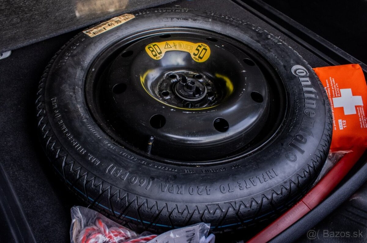 Jeep Compass 1.5 e-Hybrid Night Eagle II / NELAKOVANÉ - 20