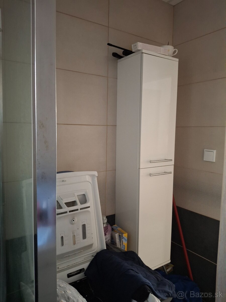 Na predaj čiastočne prerobený poschodový dom - 20