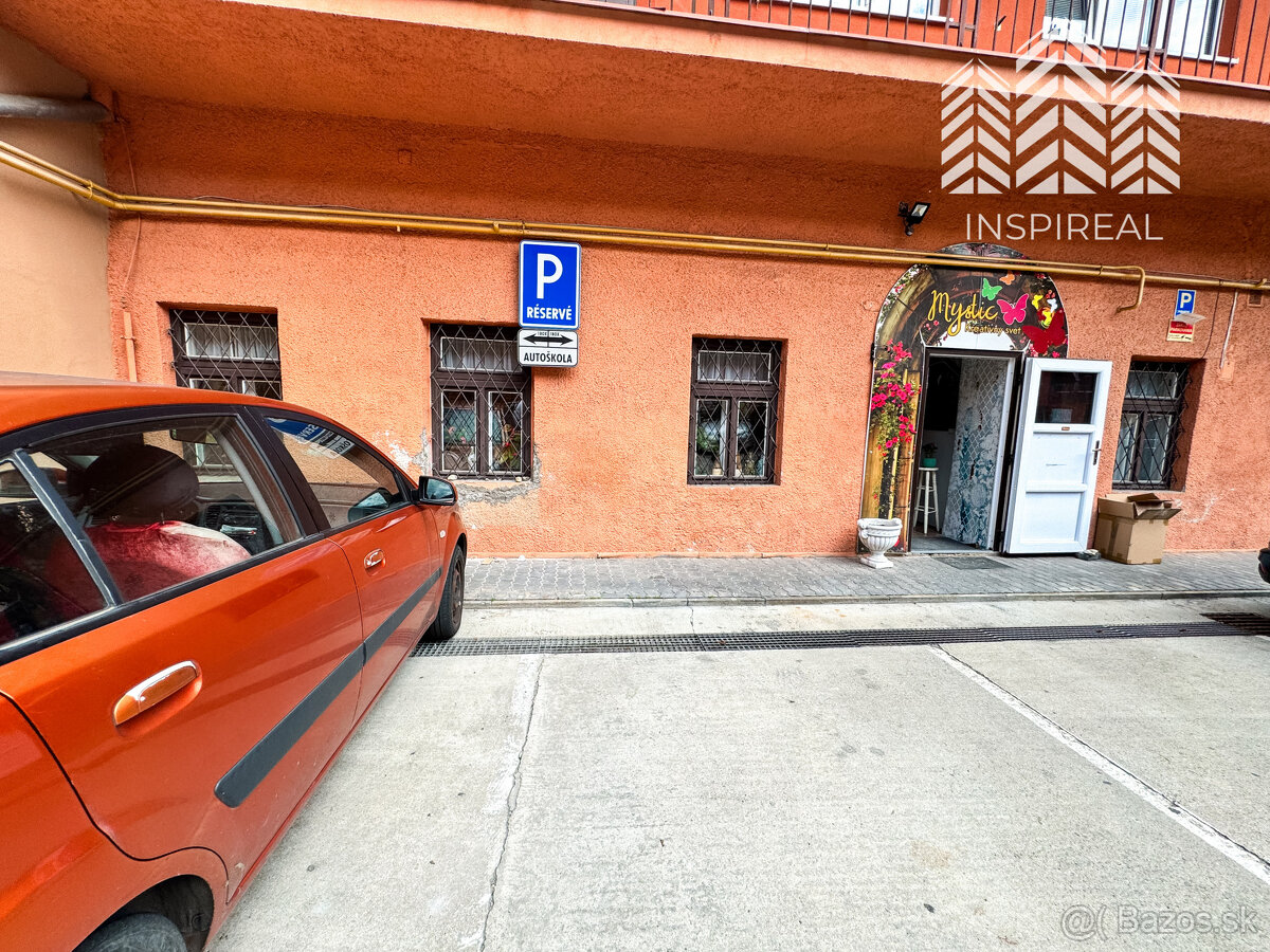 Reprezentatívne priestory na prenájom – Štúrova, pri Auparku - 20