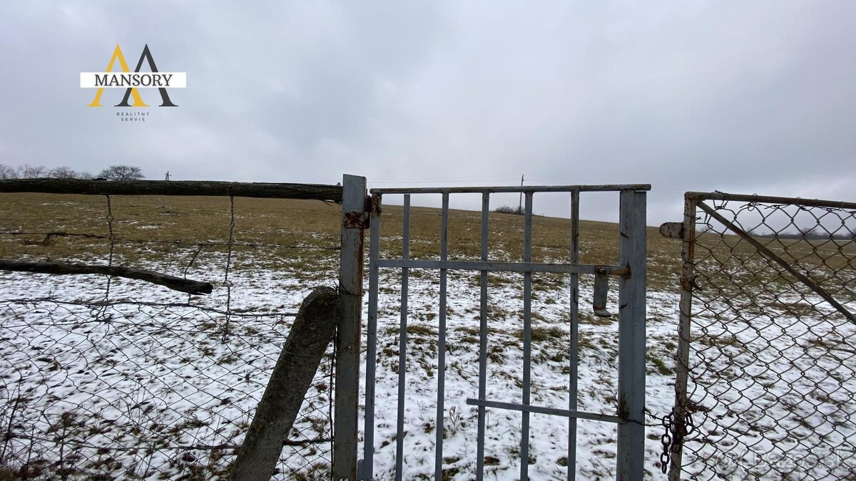 Na predaj rodinný dom v Somosköújfalu na pozemku 1 848 m2 za - 20