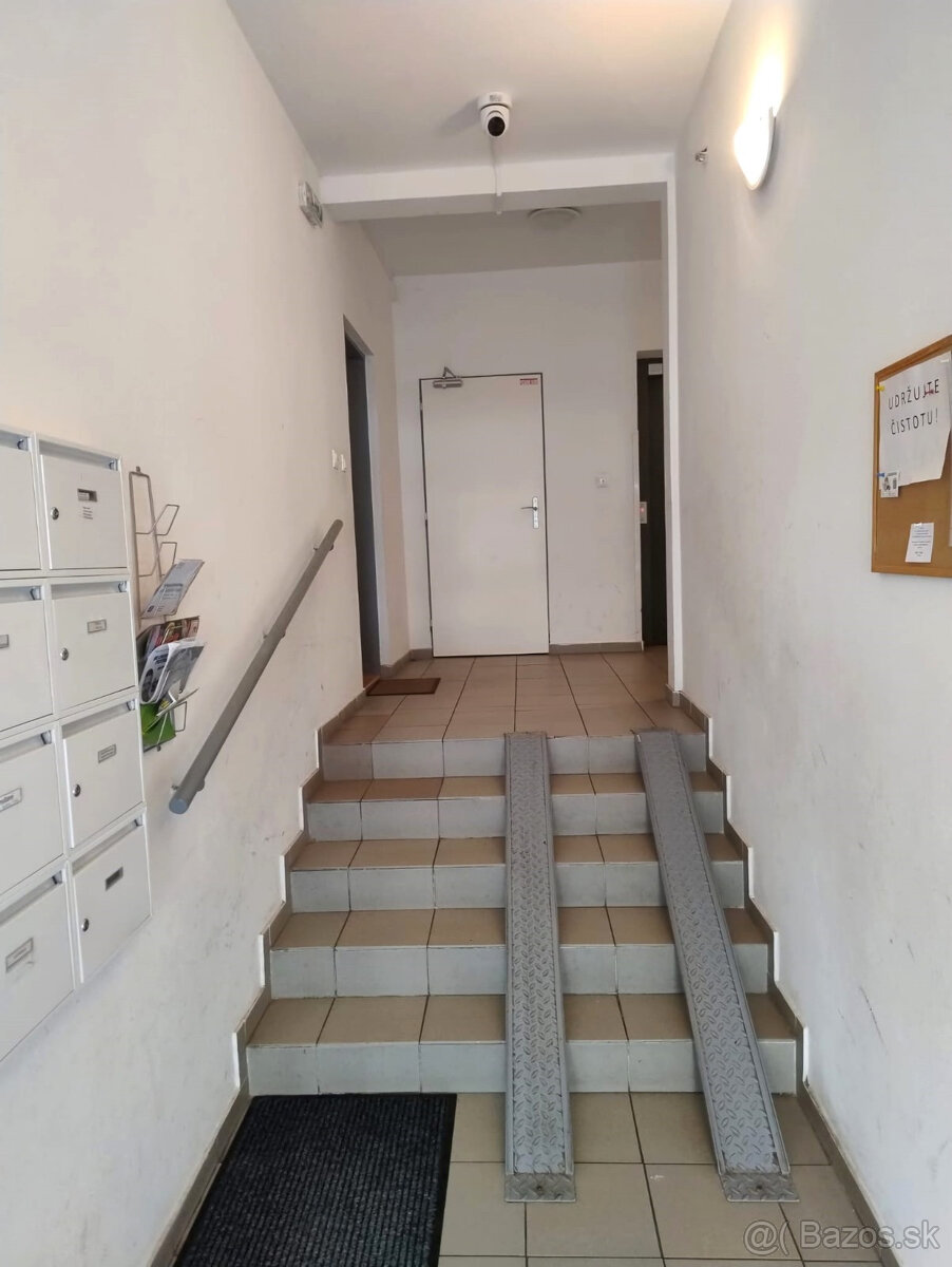 SENEC – NA PREDAJ moderný veľkometrážny 2 izbový byt s loggi - 20