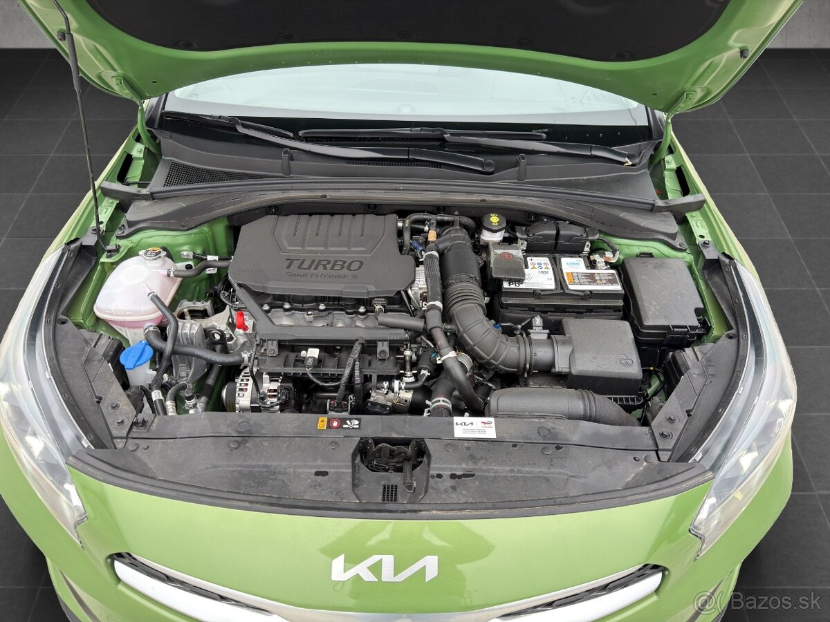 Kia XCeed 1.5 T-GDi Silver A/T - 20