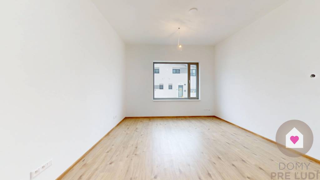 KOSTOLIŠTE - Skolaudovaná novostavba V ŠTANDARDE s hliníkový - 20