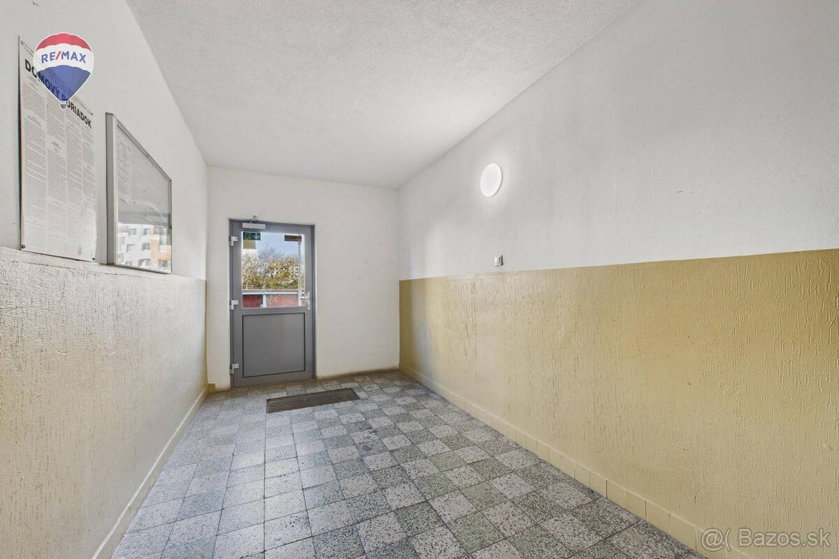 TOP PREDAJ - 3-izb. byt - SKVELÁ DISPOZÍCIA - NA REKONŠTRUKC - 20